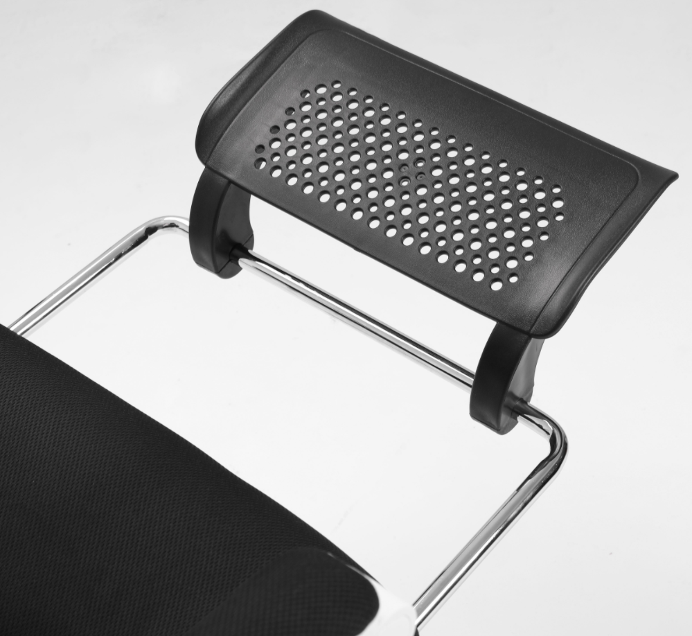 footrest in plastic